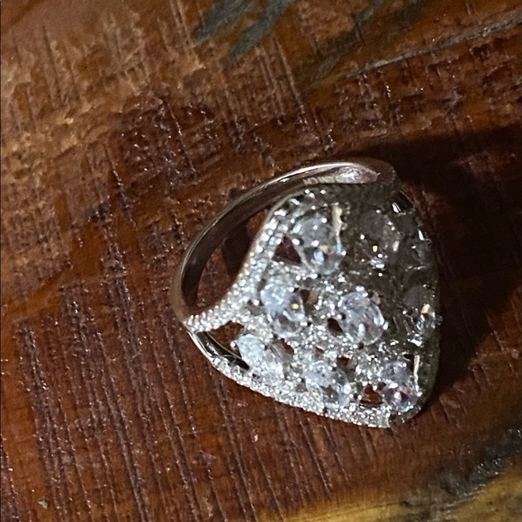 Sterling SilverChain Link Marquis Ring with Swarovski Crystals SZ 8 - Picture 1 of 5